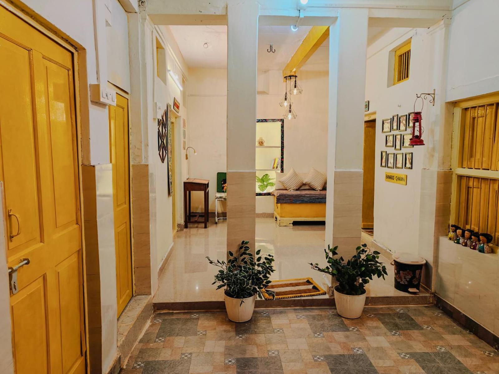 Kailash Heritage Homestay Varanasi Luaran gambar