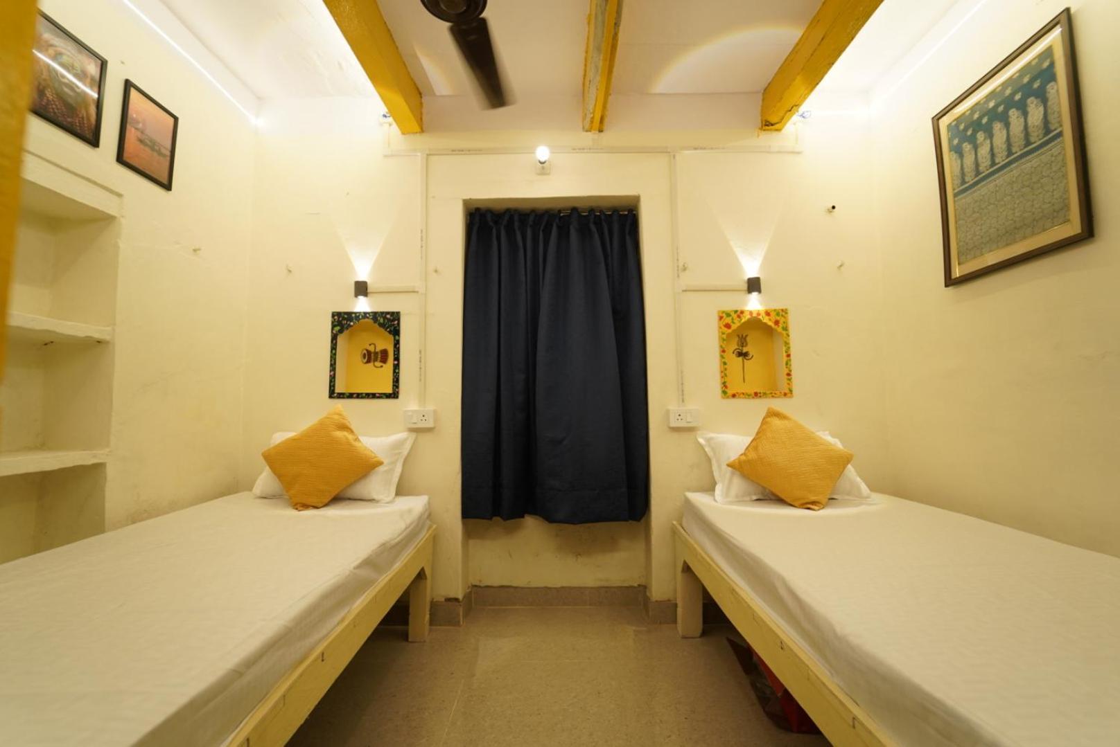 Kailash Heritage Homestay Varanasi Luaran gambar