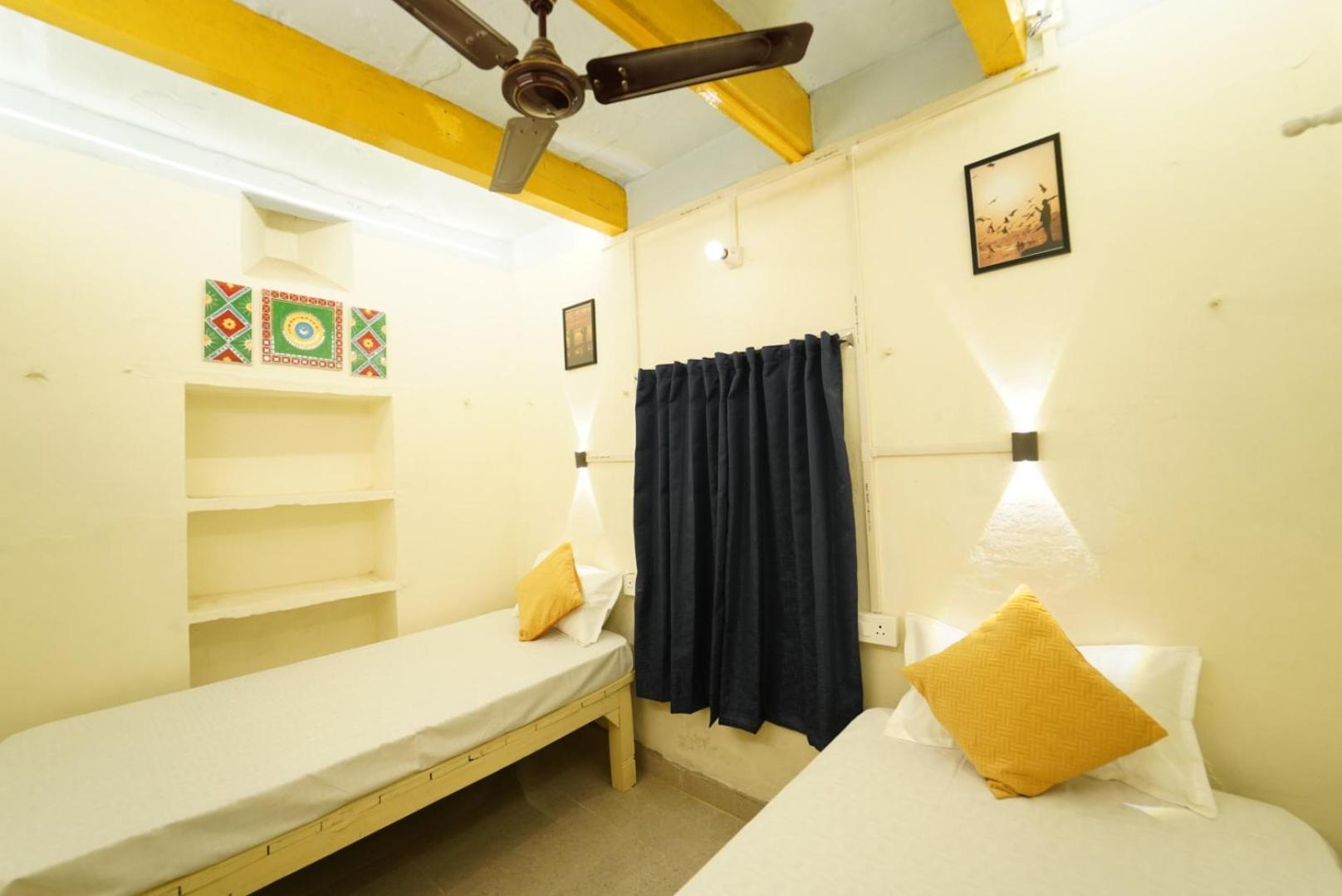 Kailash Heritage Homestay Varanasi Luaran gambar