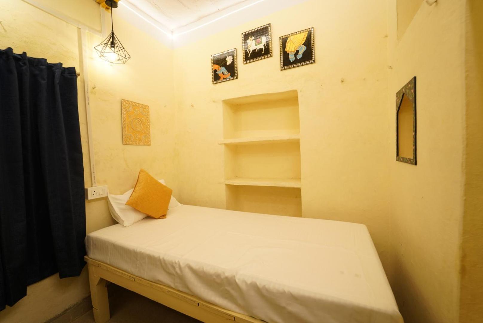 Kailash Heritage Homestay Varanasi Luaran gambar
